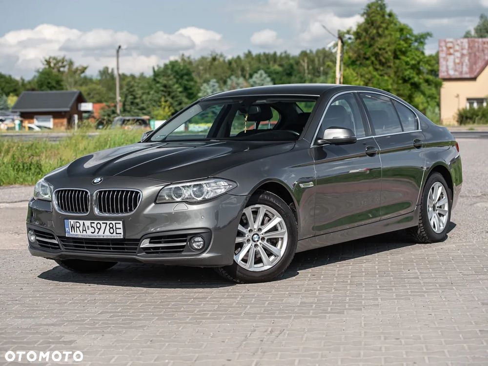 BMW Seria 5 525d xDrive - 6