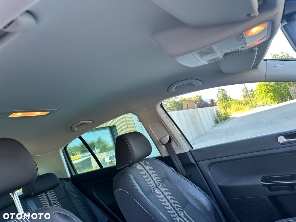 Volkswagen Golf Plus 2.0 TDI Highline - 22
