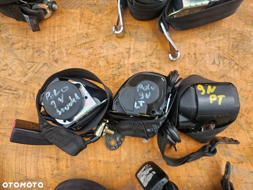 Pas bezpieczeństwa lewy prawy środek tył komplet Volkswagen Polo 9N - 1