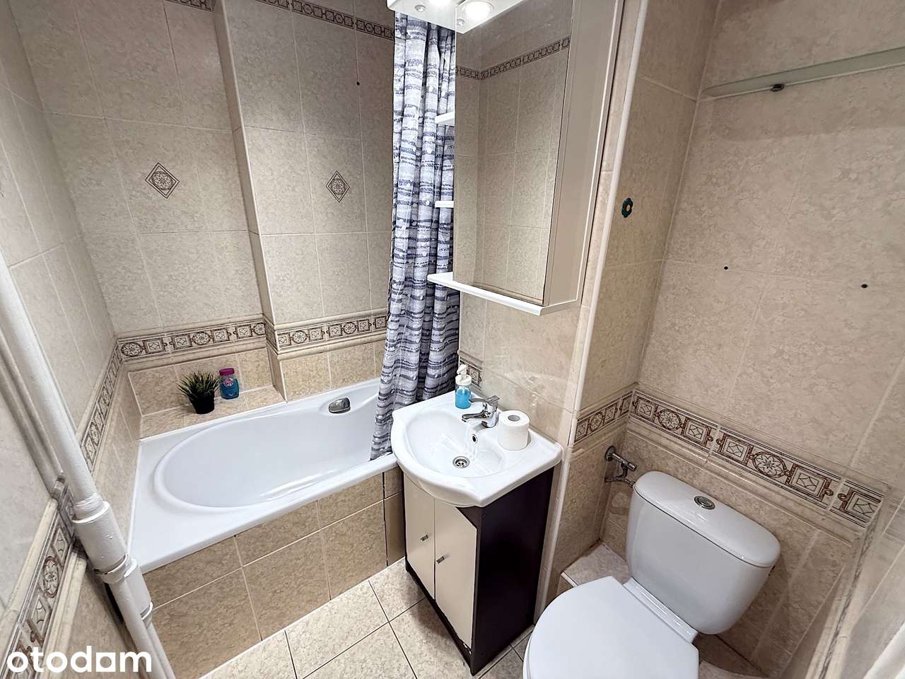 1-pok. 27m2 / Śródmieście ul. Świętokrzyska / Metro / 14 Piętro