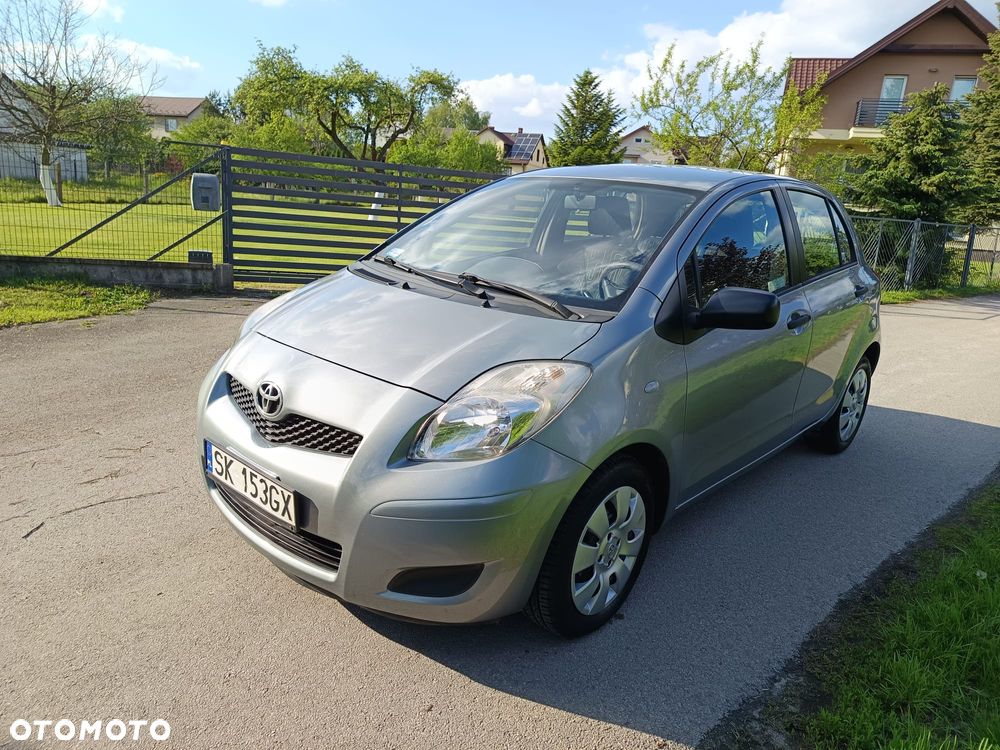 Toyota Yaris 1.33 Luna - 1