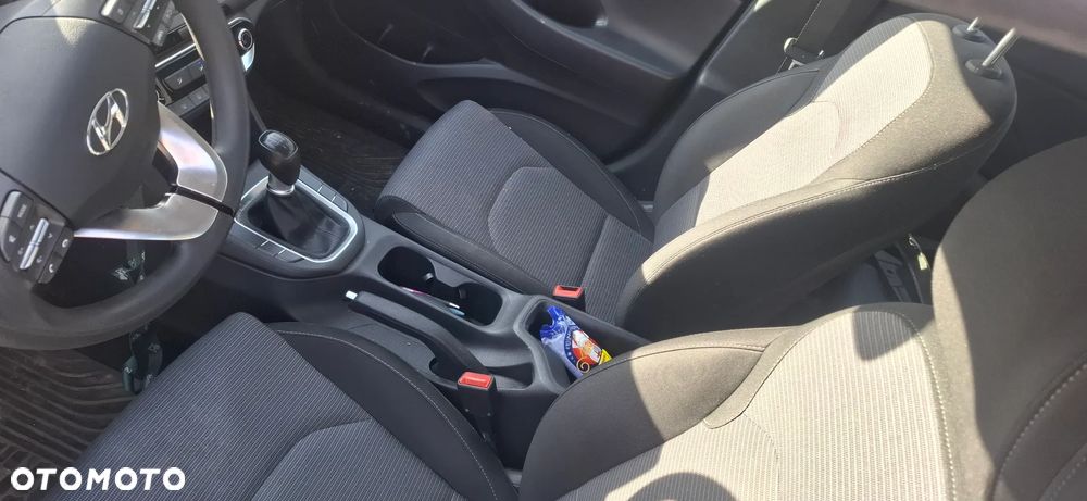 Hyundai i30 1.5 Pure - 15