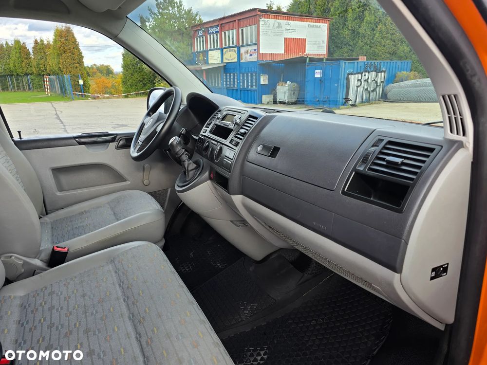 Volkswagen Transporter - 14