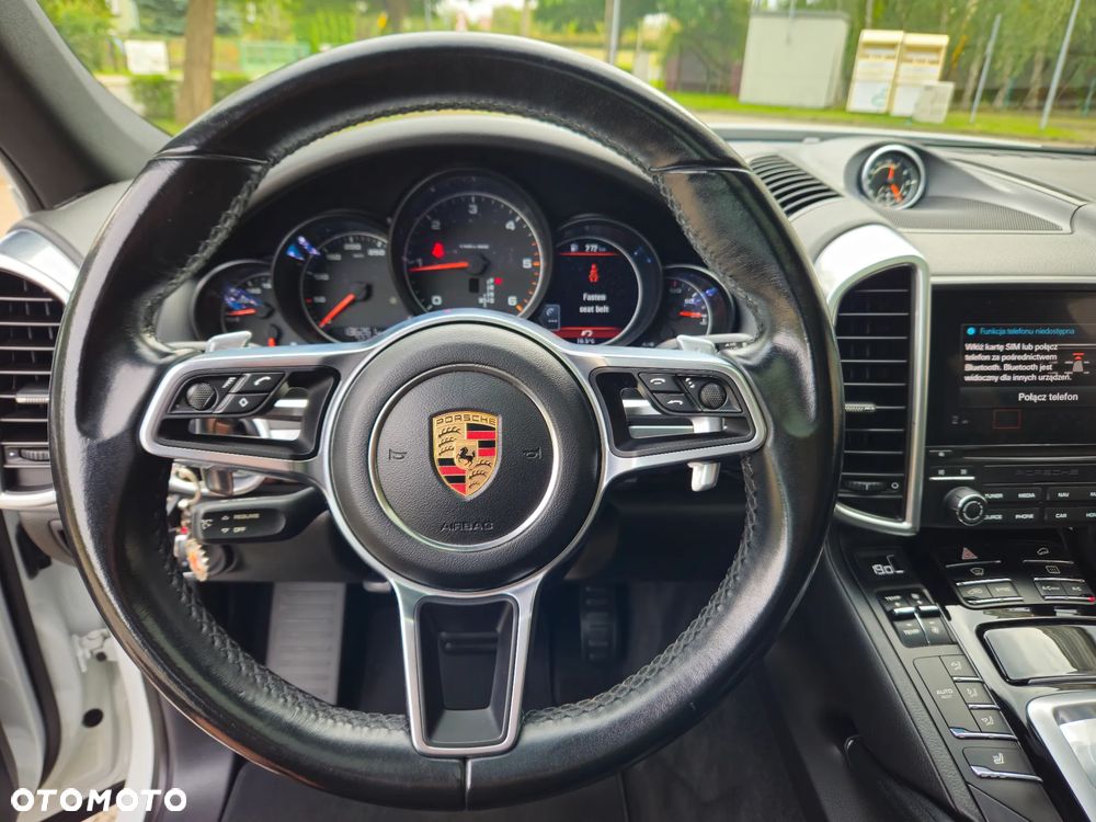 Porsche Cayenne Tiptronic S - 23