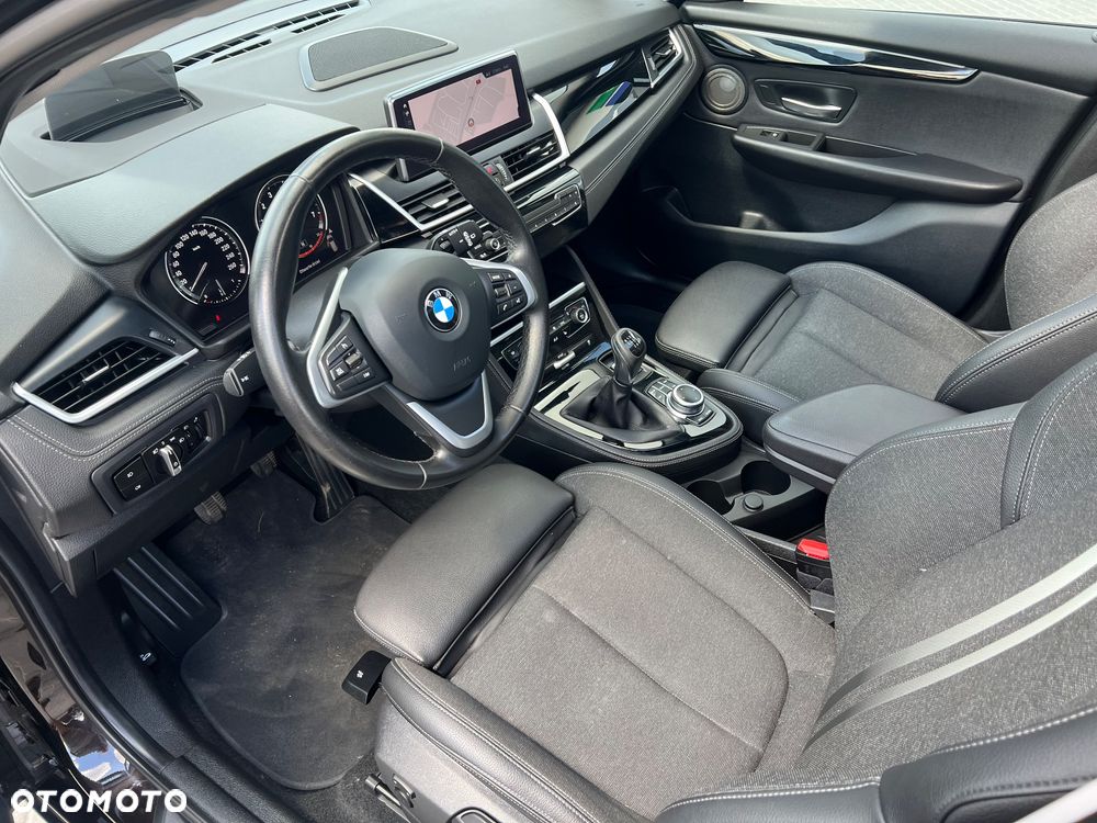 BMW Seria 2 216i GPF Sport Line - 13
