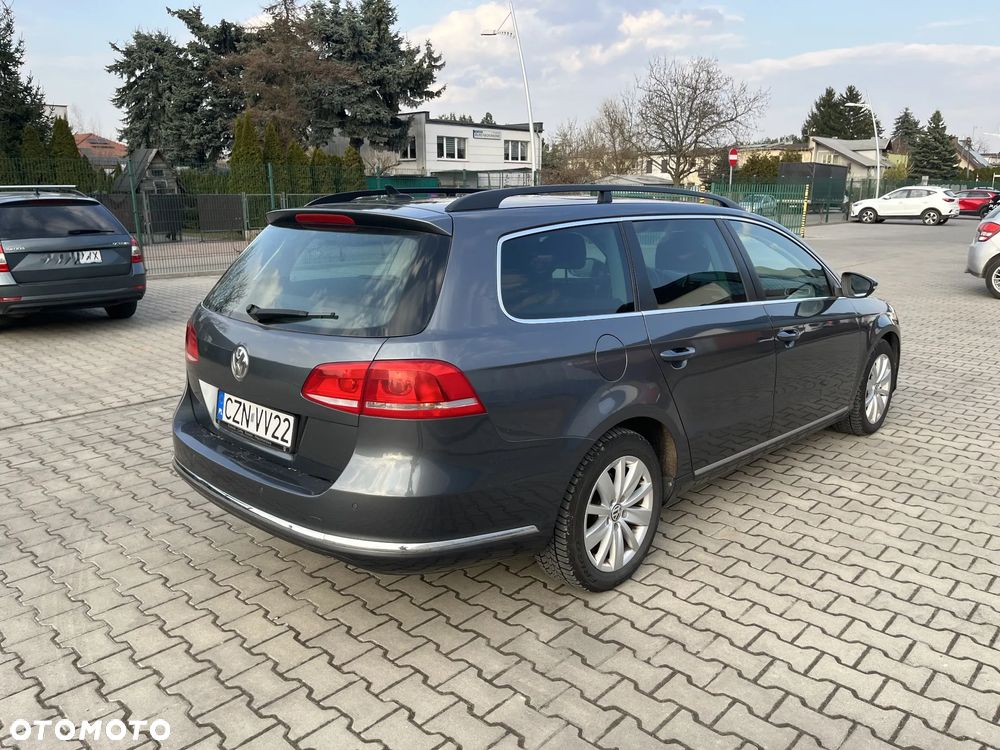 Volkswagen Passat 2.0 TDI Comfortline - 20