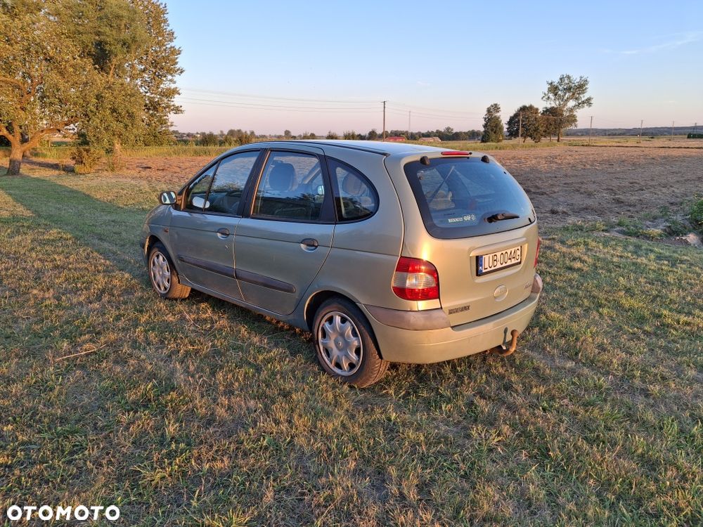 Renault Scenic - 4
