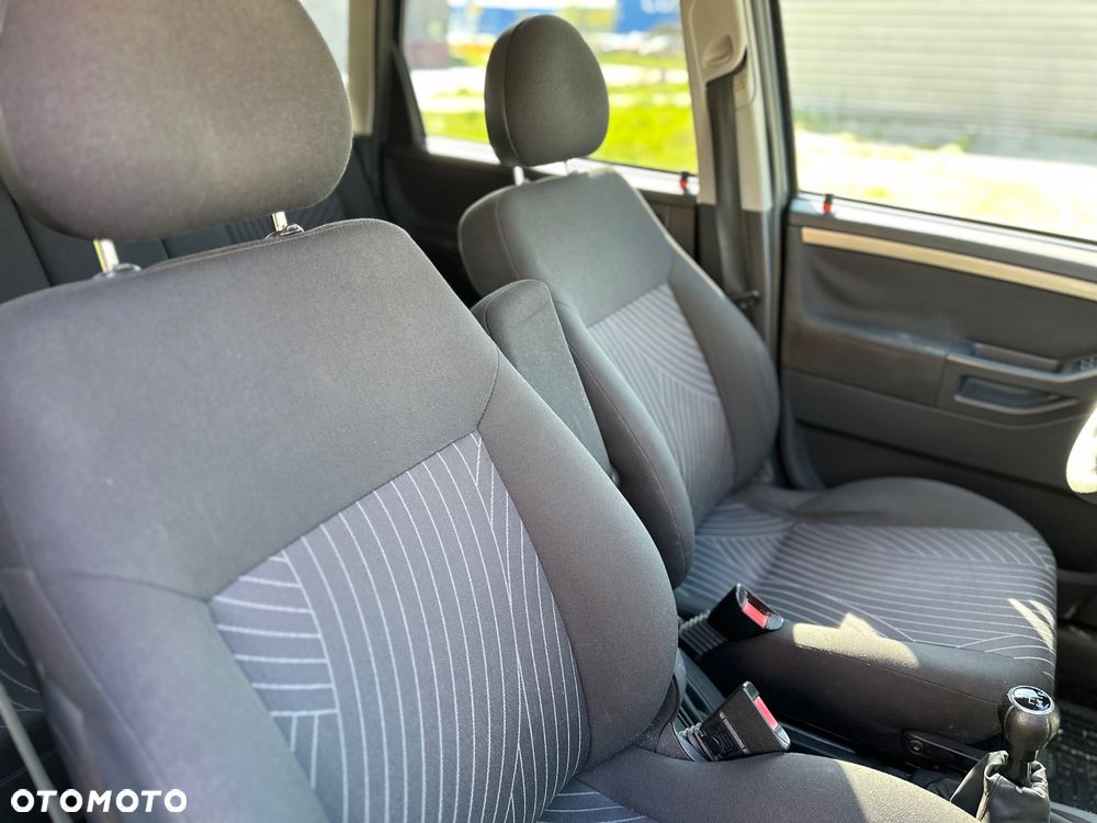 Opel Meriva 1.8 16V Edition - 10