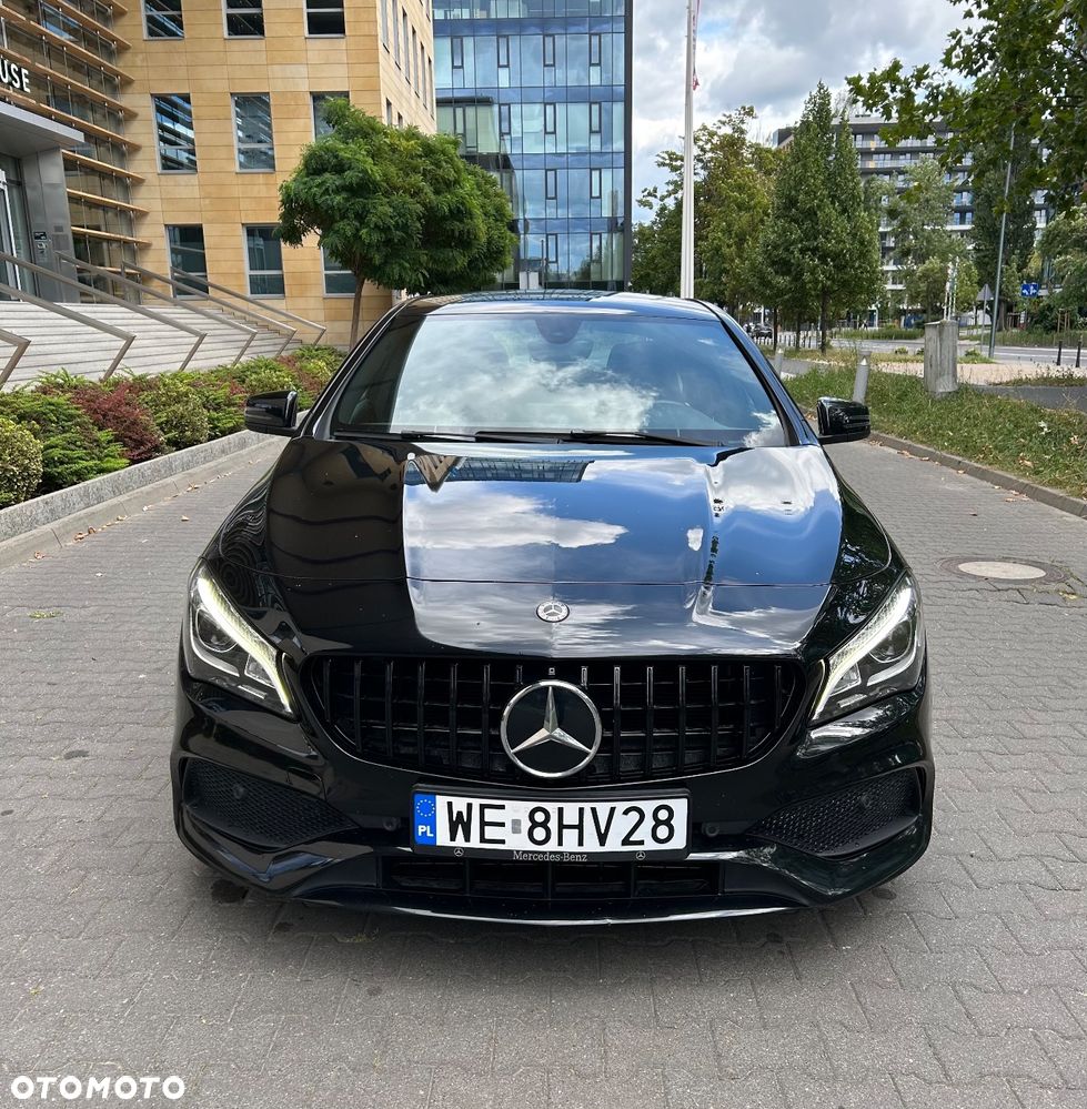 Mercedes-Benz CLA 200 7G-DCT AMG Line - 3