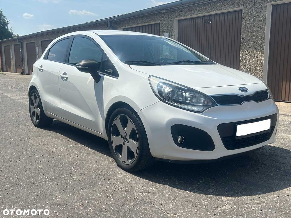 Kia Rio - 1
