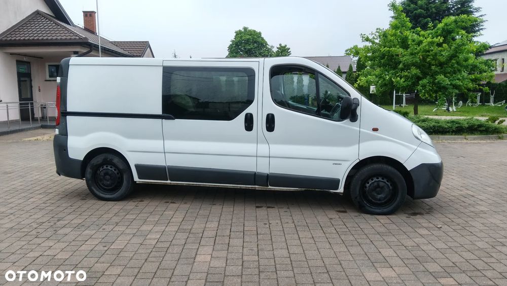 Opel Vivaro - 4