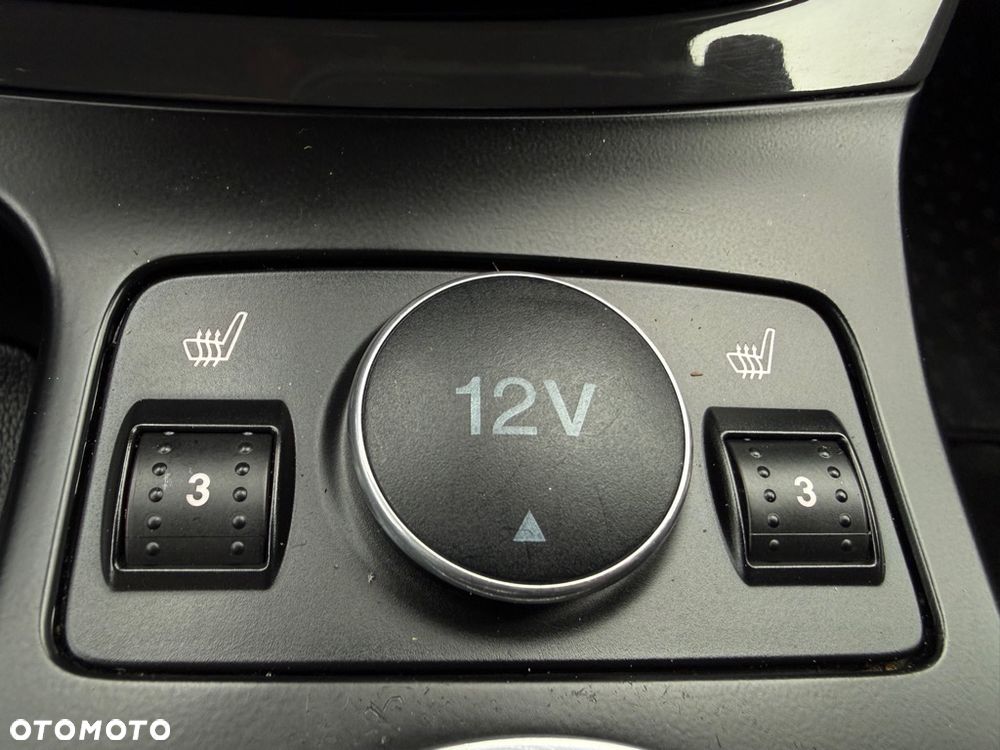 Ford Kuga 2.0 TDCi 4x4 Titanium - 27