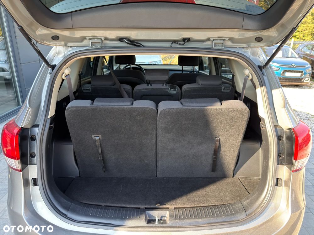 Kia Carens ver-1-6-gdi-business-line - 23