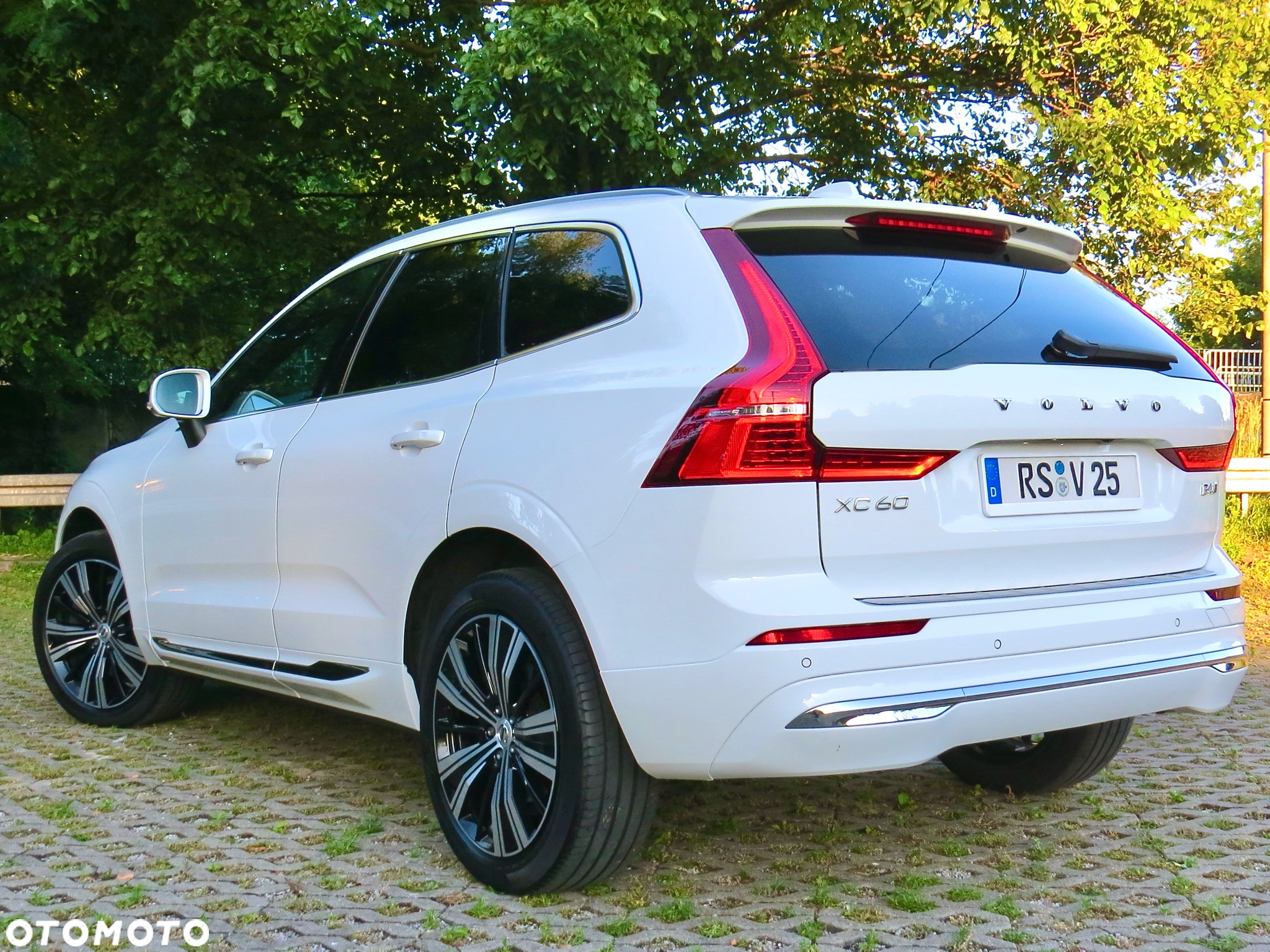 Volvo XC 60 B4 D AWD Geartronic Inscription - 6