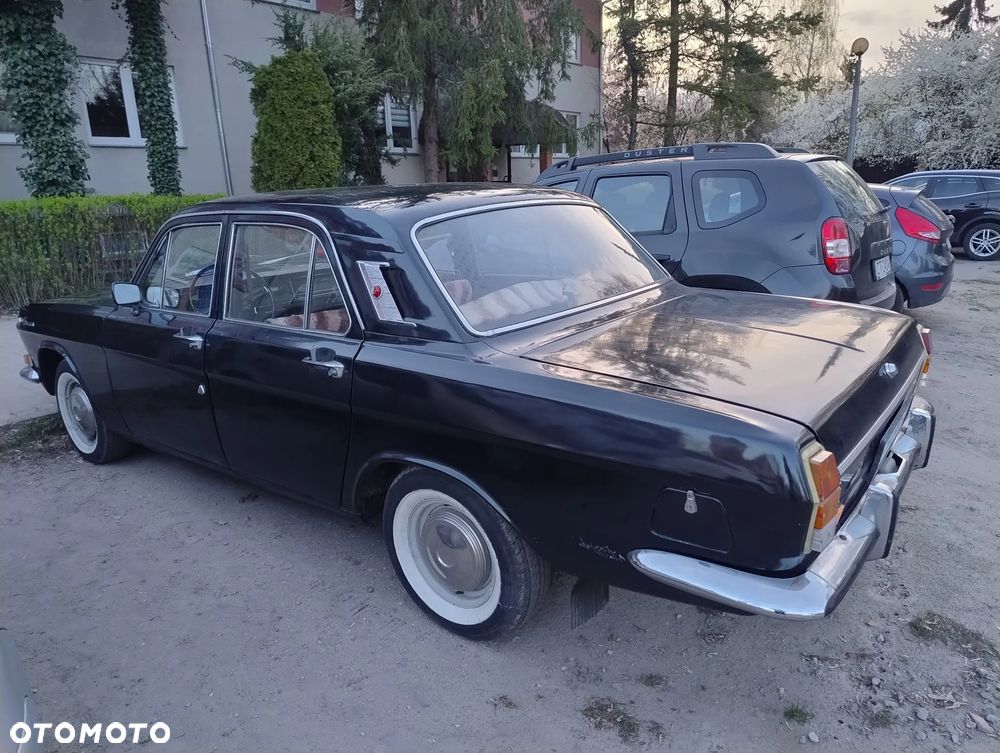 Wołga GAZ-24 - 3