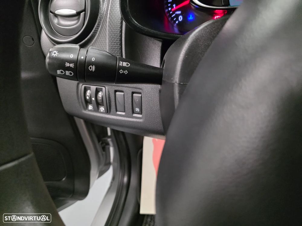 Renault CLIO SOCIETE 1.5 DCI ZEN  IVA DEDUTIVEL - 36