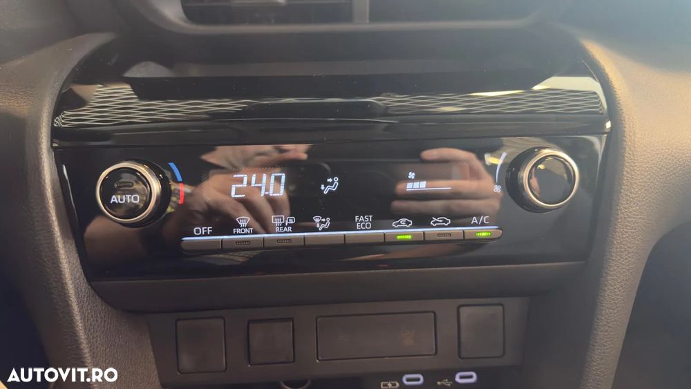 Toyota Yaris Cross 1.5 VVT-i HSD 4x2 Active - 12