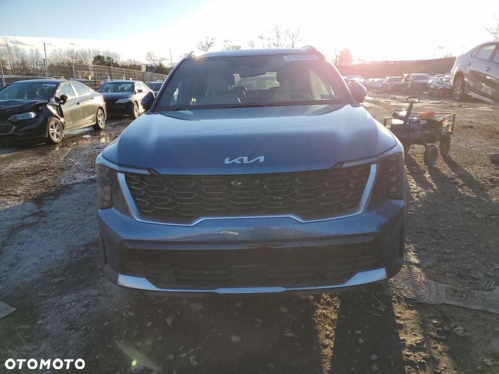 Kia Sorento - 6
