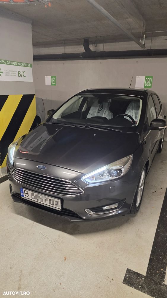 Ford Focus - 30