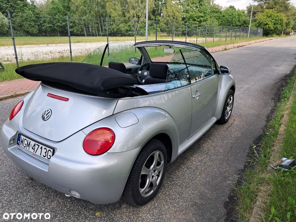 Volkswagen New Beetle - 20