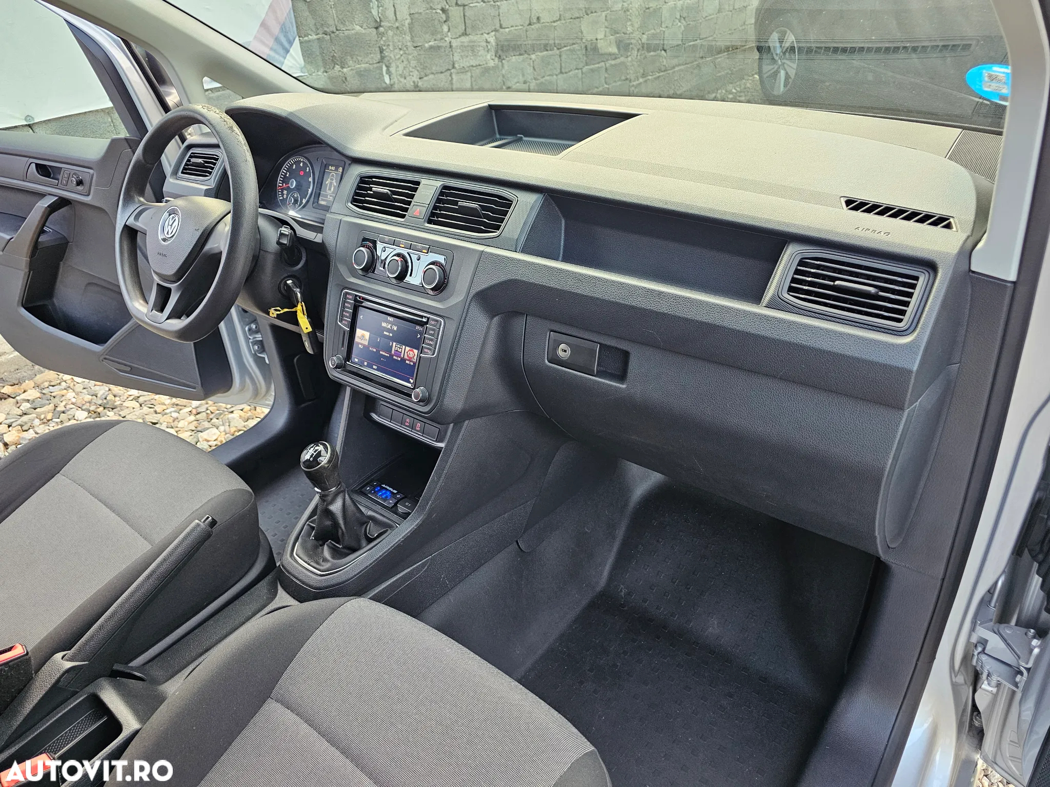 Volkswagen CADDY MAXI FRIGORIFIC IZOTERMA GPL DIN FABRICA - 28