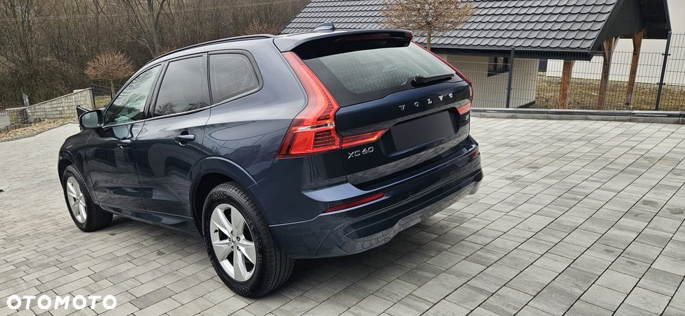 Volvo XC 60 B4 D Geartronic Momentum Pro - 17