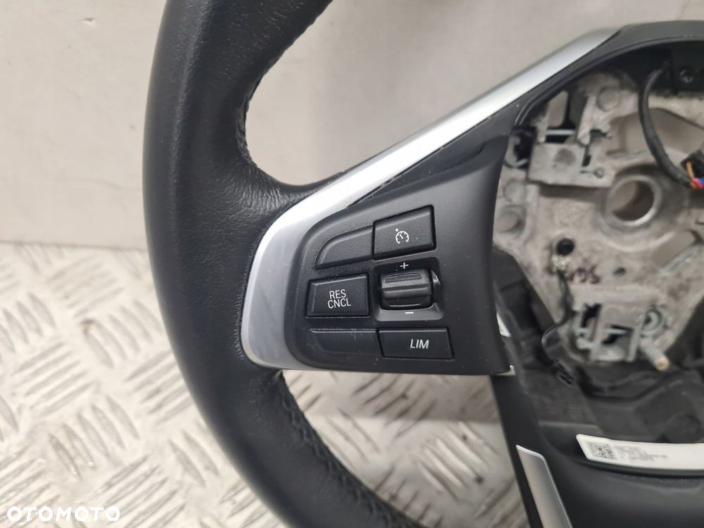 BMW X1 F48 KIEROWNICA WIELOFUNKCYJNA 6877508 - 2