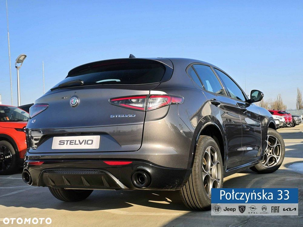 Alfa Romeo Stelvio - 6