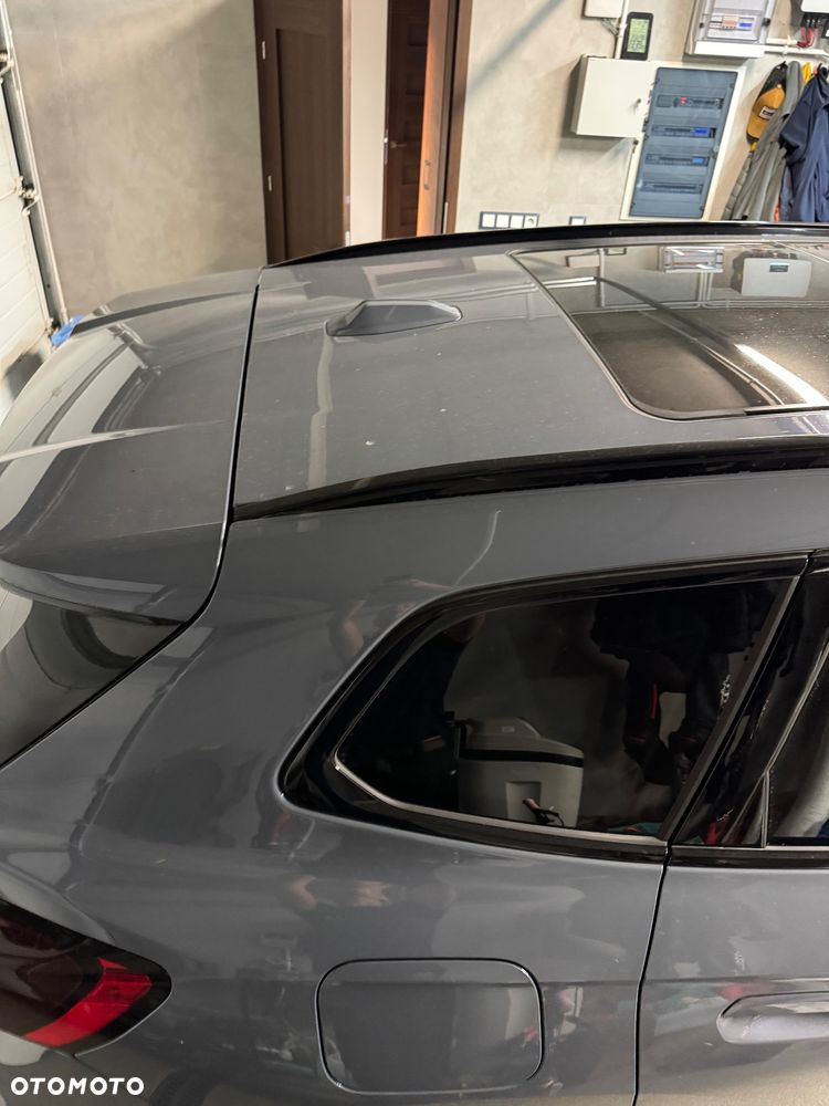 BMW iX1 xDrive30 66.5kWh xLine - 12