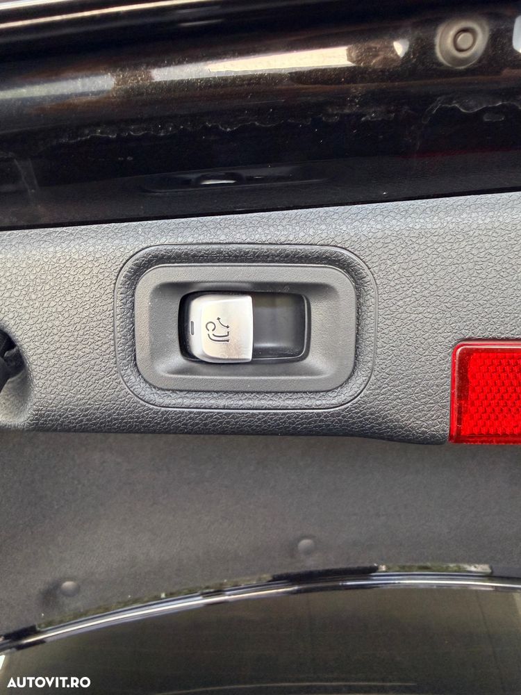 Mercedes-Benz E 200 9G-TRONIC AMG Line - 26