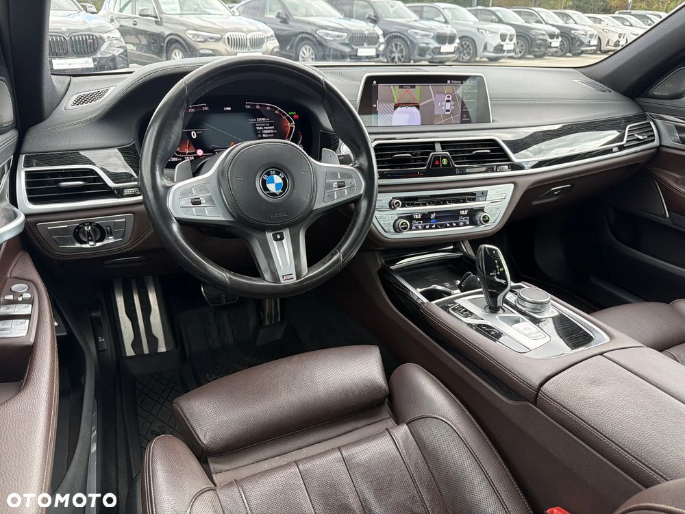 BMW Seria 7 740d xDrive mHEV sport - 13