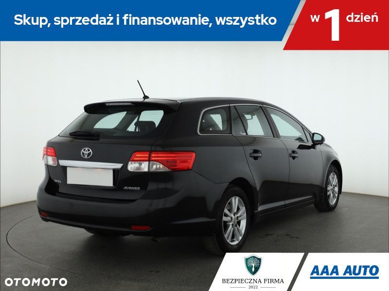 Toyota Avensis - 7