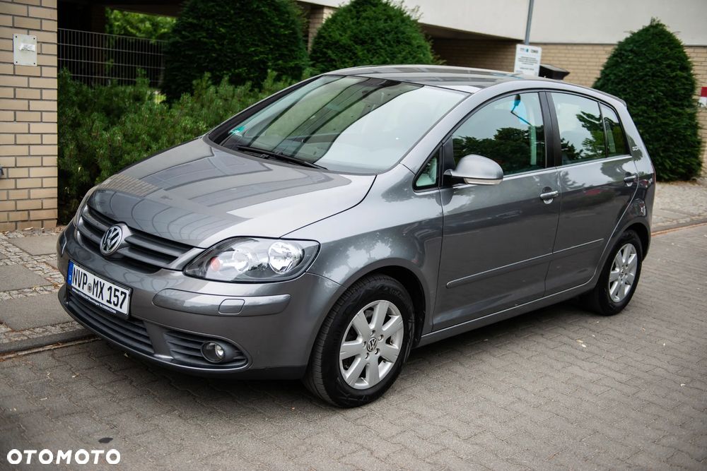 Volkswagen Golf Plus 1.6 FSI Goal - 2