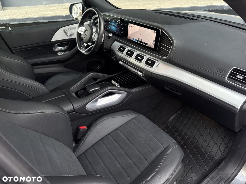 Mercedes-Benz GLE - 24