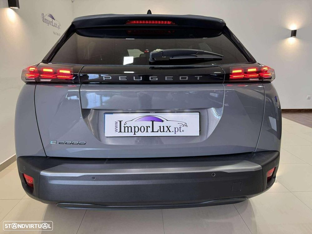 Peugeot e-2008 54 kWh Allure - 8