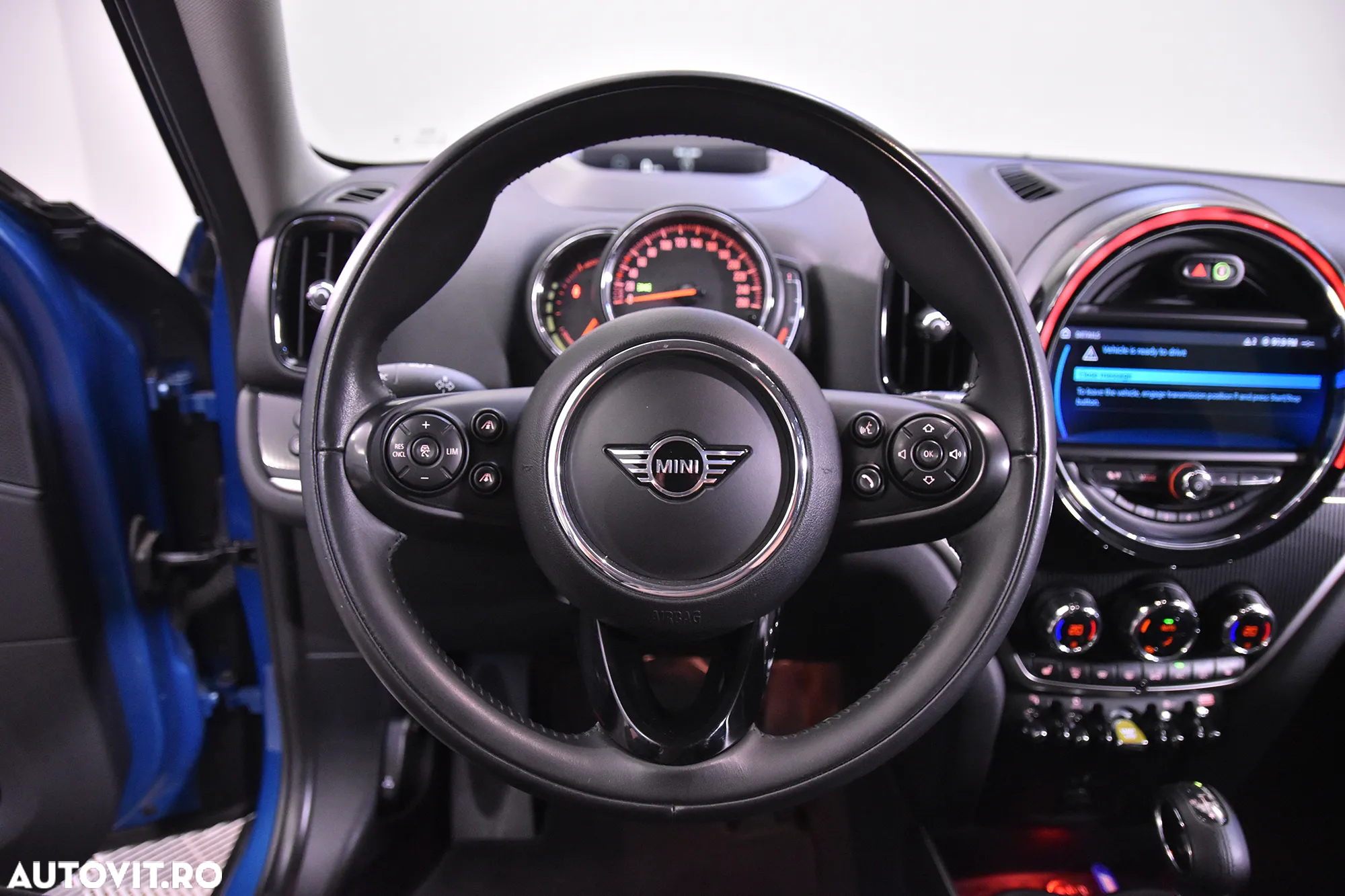 Mini Countryman Cooper S E ALL4 AT - 16