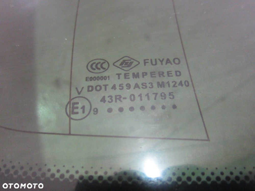 BMW X3 F25 SZYBA TYLNA TYŁ W KLAPE TYLNĄ 51317329453 KLAPA 7329453 ORYGINAŁ - 7