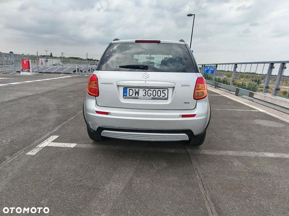 Suzuki SX4 1.6 GS / Premium 4WD - 22