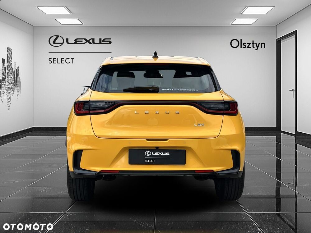 Lexus LBX 1.5 Hybrid - 6