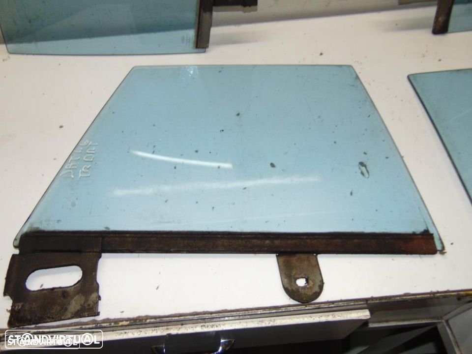 Datsun 1600 SSS vidros das portas - 7