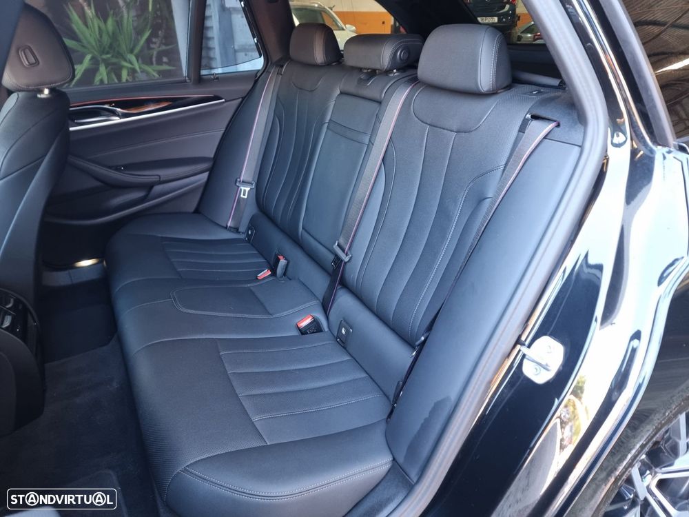 BMW 520 d Pack Desportivo M Auto - 5