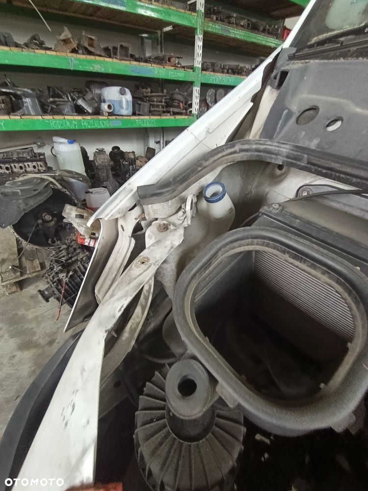 BŁOTNIK PRAWY PRZEDNI PRZÓD IVECO DAILY 06-14 - 2