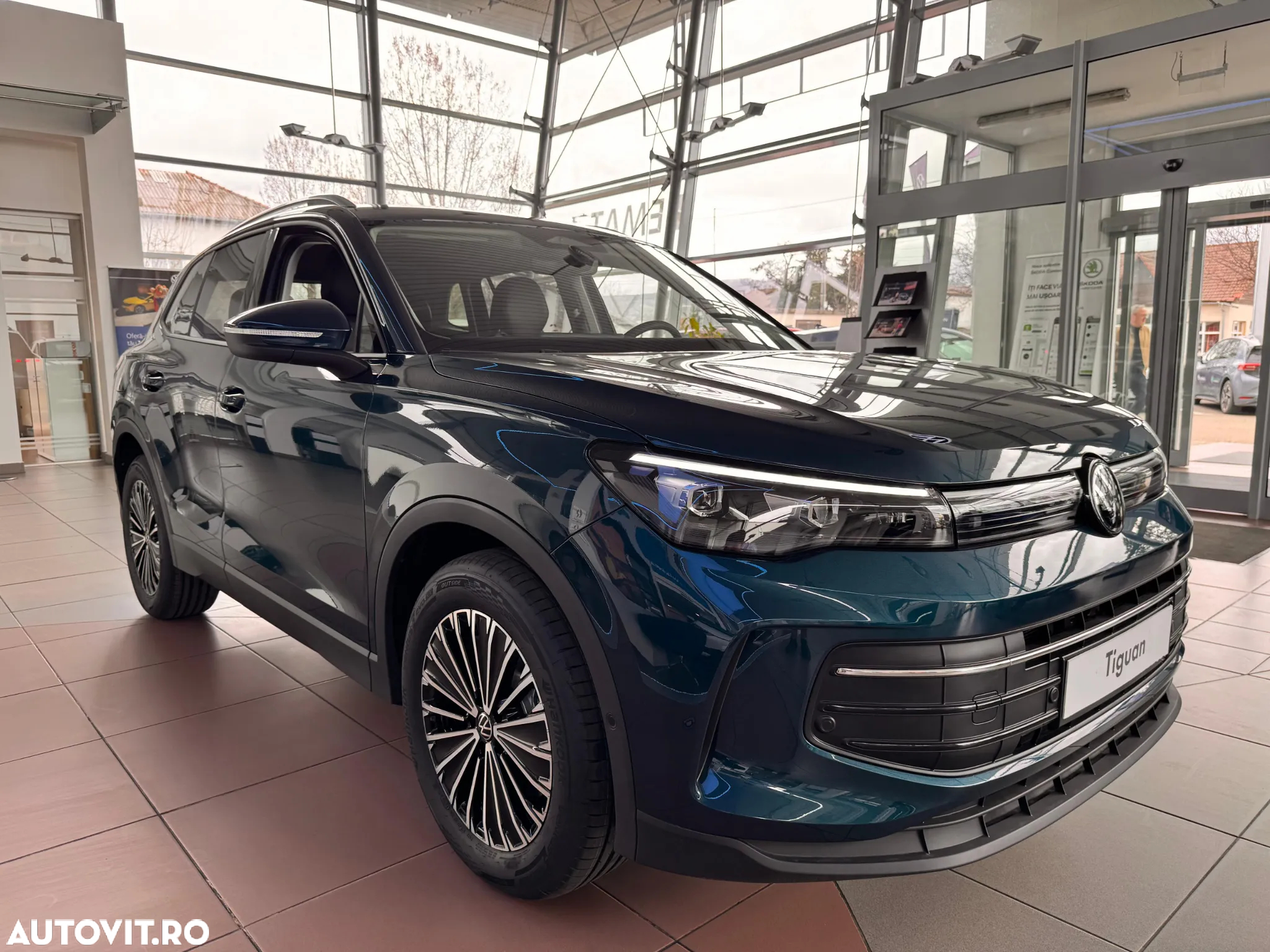 Volkswagen Tiguan 2.0 TDI DSG Life - 3
