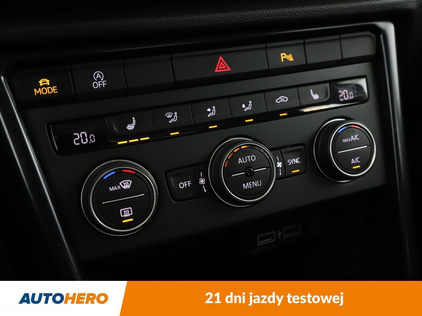 Volkswagen T-Roc - 26