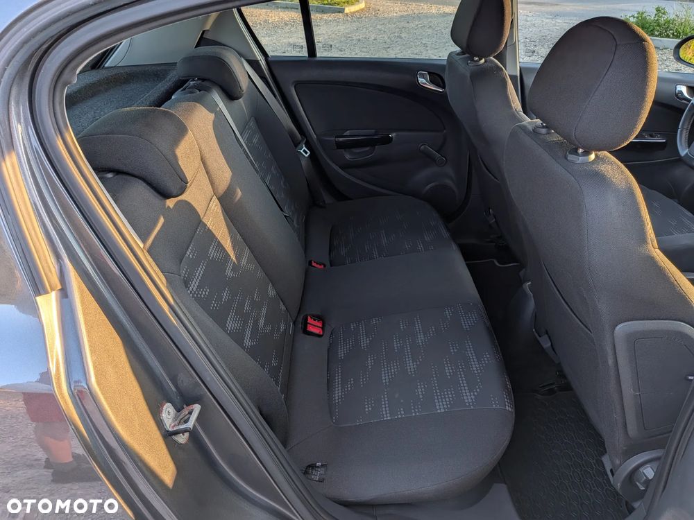 Opel Corsa 1.4 16V Enjoy - 26