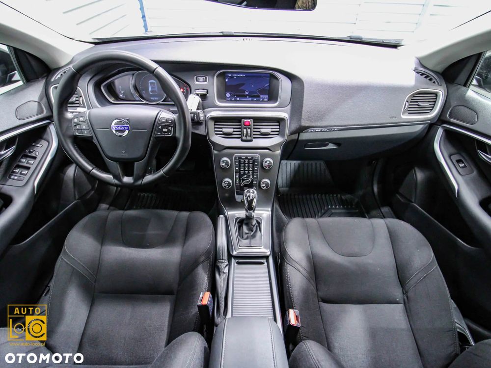Volvo V40 Cross Country T4 AWD Geartronic Momentum - 5
