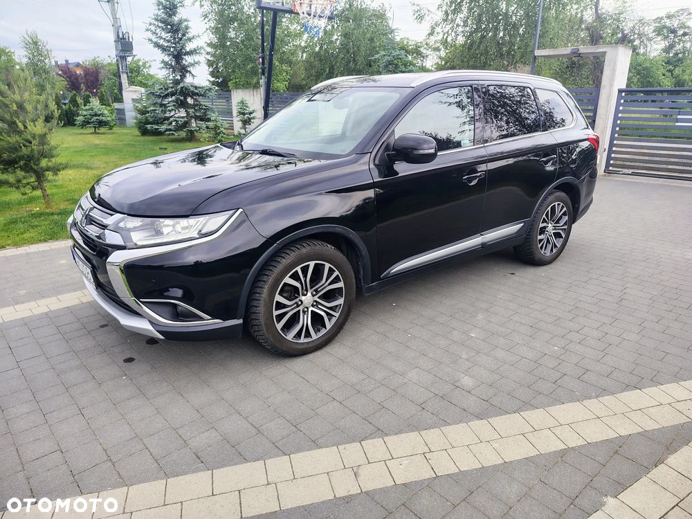 Mitsubishi Outlander 2.0 Intense + 4WD CVT - 33