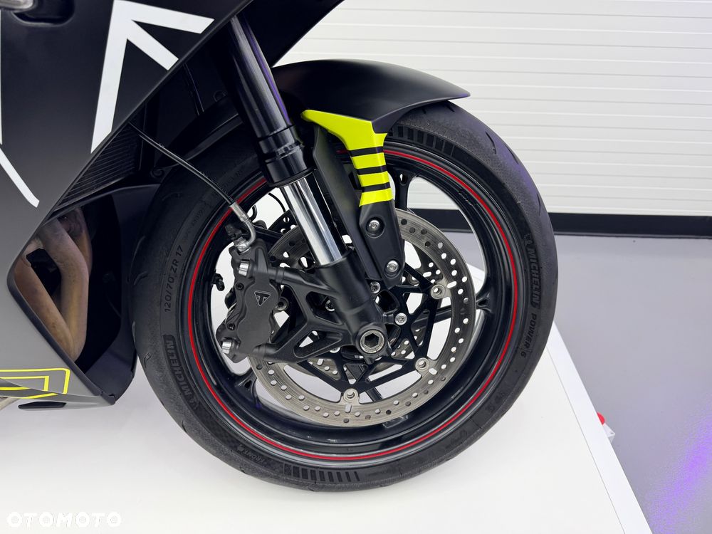 Triumph Daytona - 20
