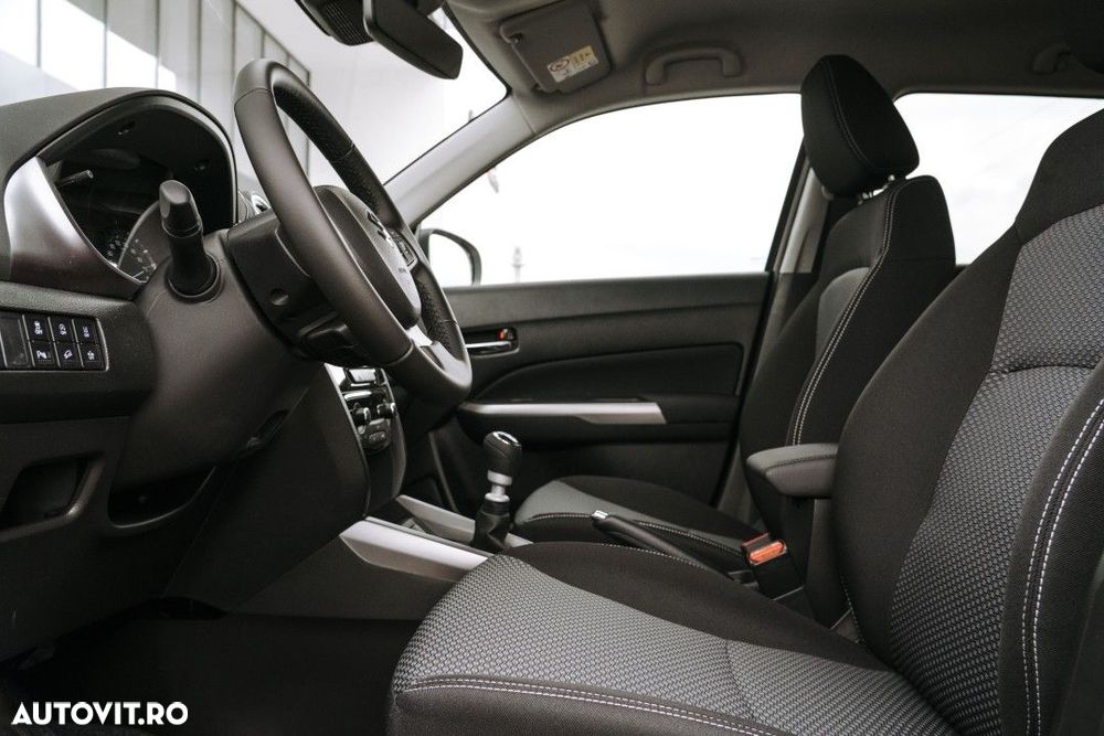 Suzuki Vitara - 12