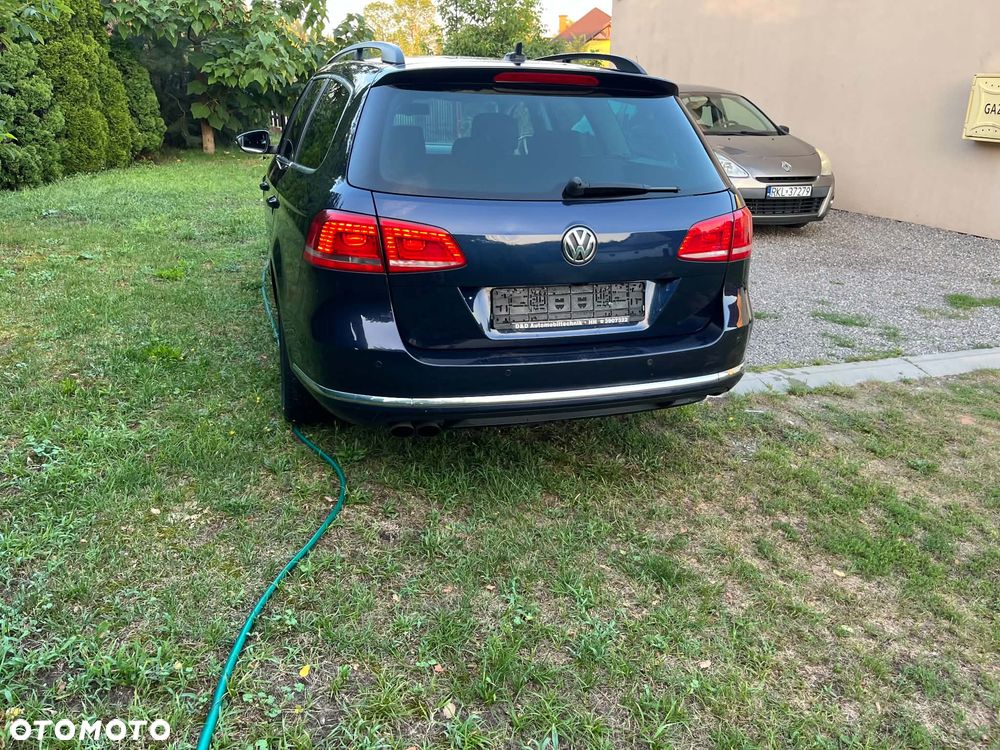 Volkswagen Passat 2.0 TDI Highline DSG - 27